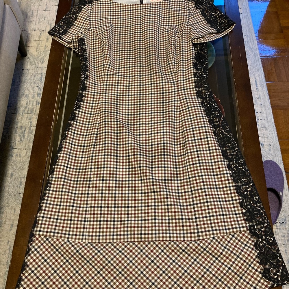 Elegant Checkered Dress with Lace Trim by Brooks Brothers - Red Fleece